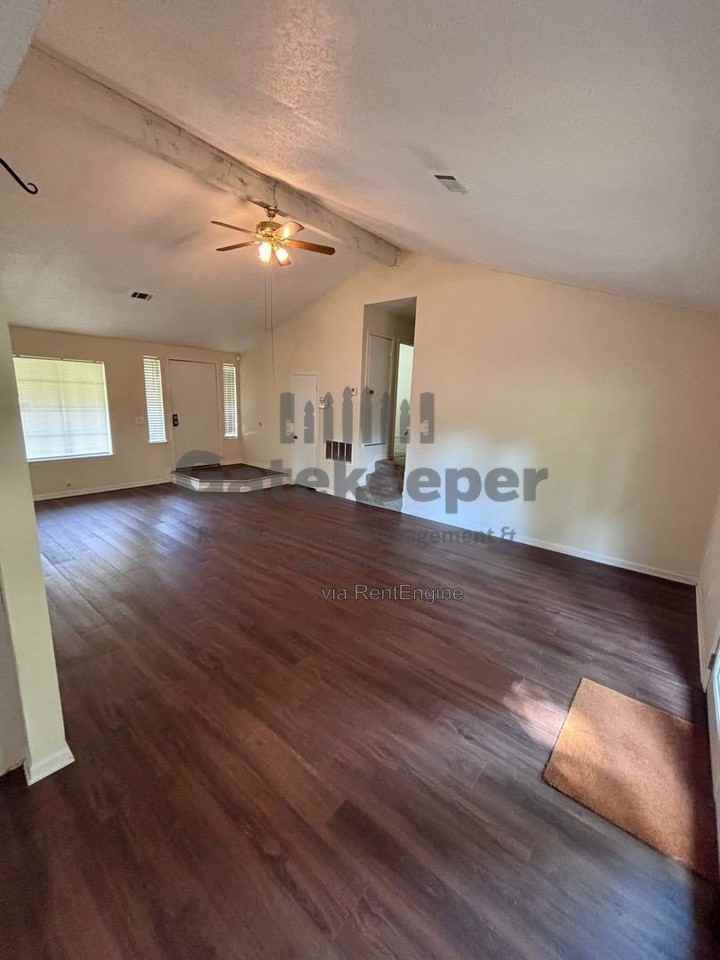145 Fieldstone Dr - Photo 2 of 20