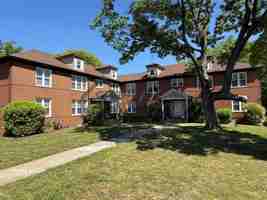 featured image of 353 Highland Ave Sw #1