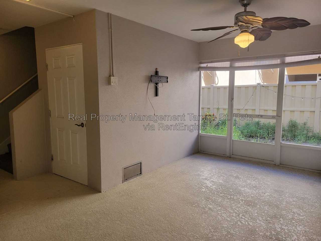 5525 White Marlin Ct - Photo 3 of 44