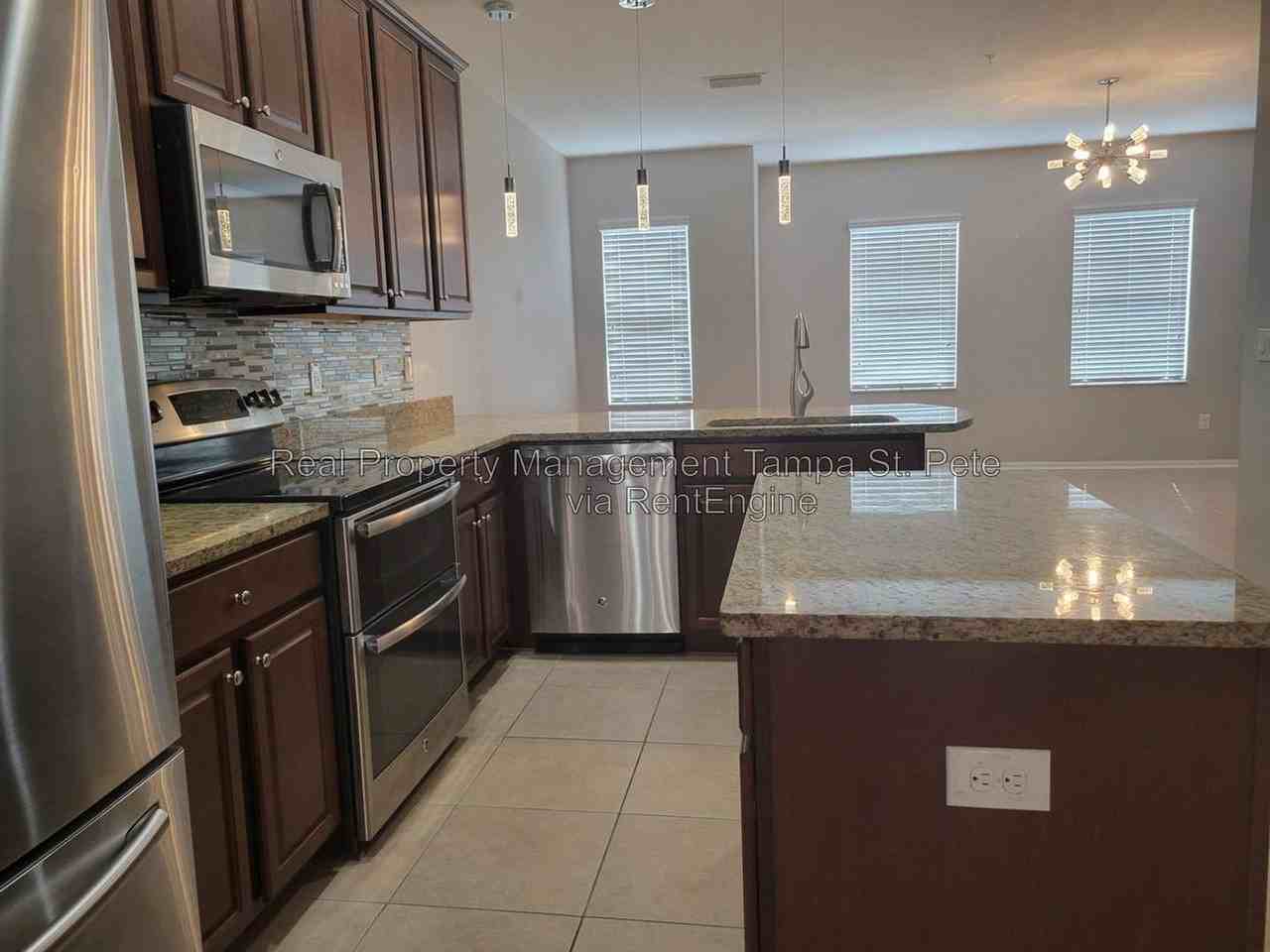 5525 White Marlin Ct - Photo 6 of 42
