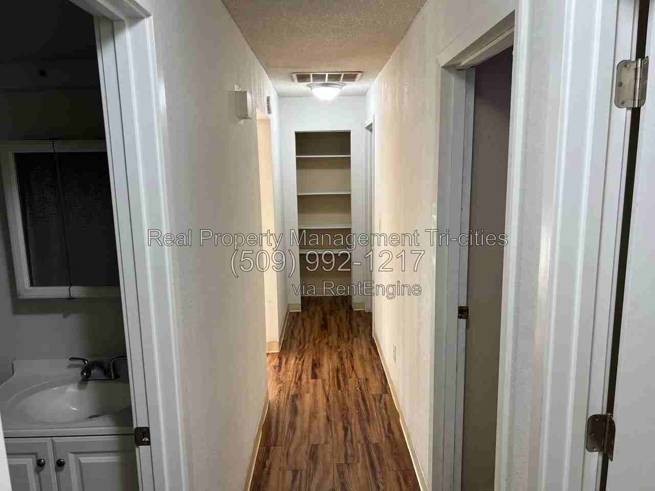 118 N Mckinley St #A - Photo 3 of 8