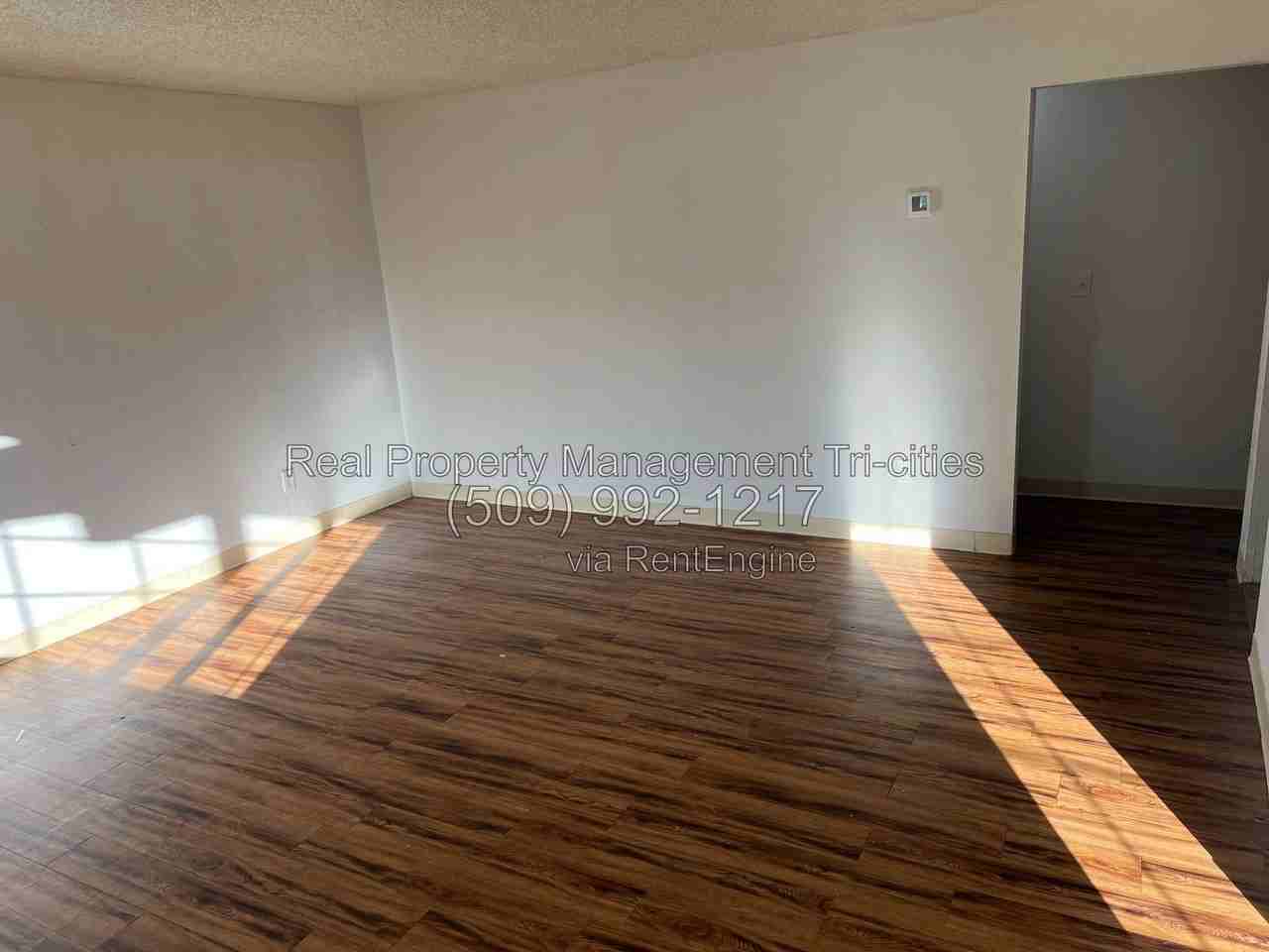118 N Mckinley St #A - Photo 6 of 8