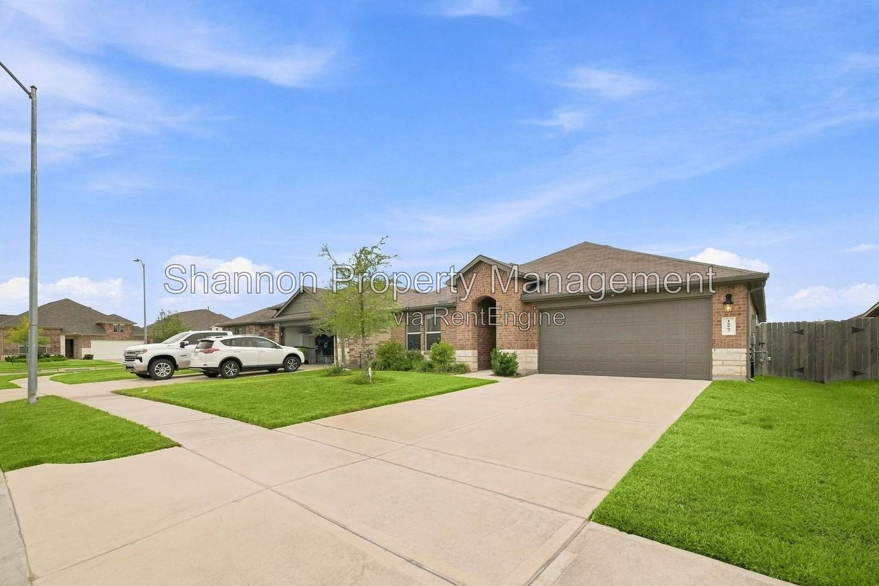 16007 Mersmann Ridge Ln - Photo 3 of 48