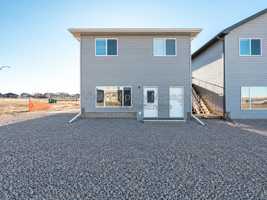 featured image of 998 41 Ave N #2