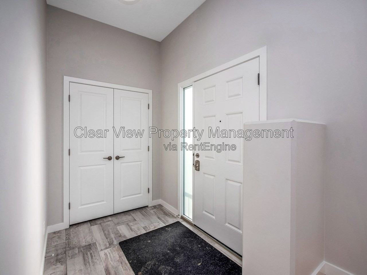 991 40 Ave N - Photo 7 of 20