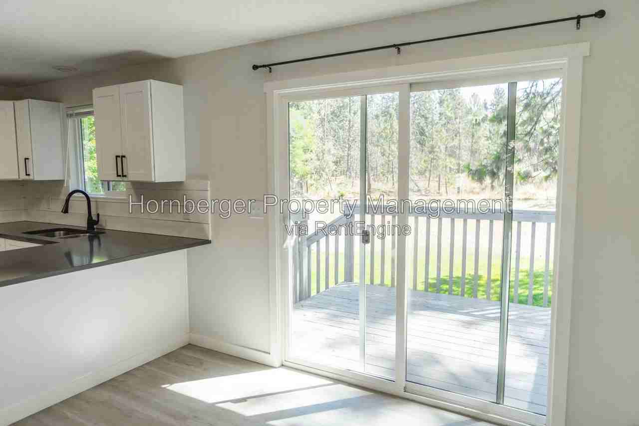 3917 S Johnson Rd - Photo 5 of 23