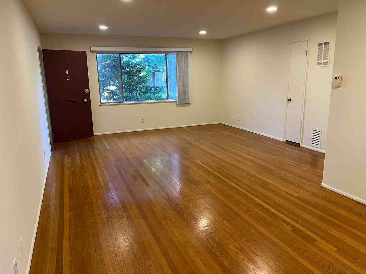 295 W California Blvd - Photo 4 of 19