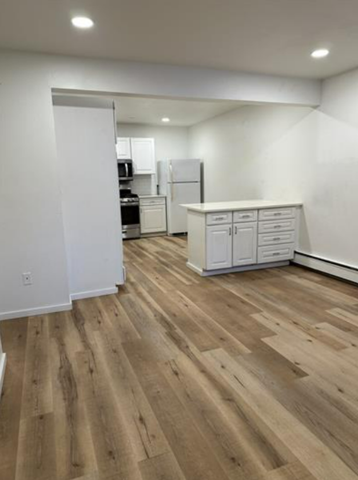 2116 Fairbanks St - Photo 7 of 15
