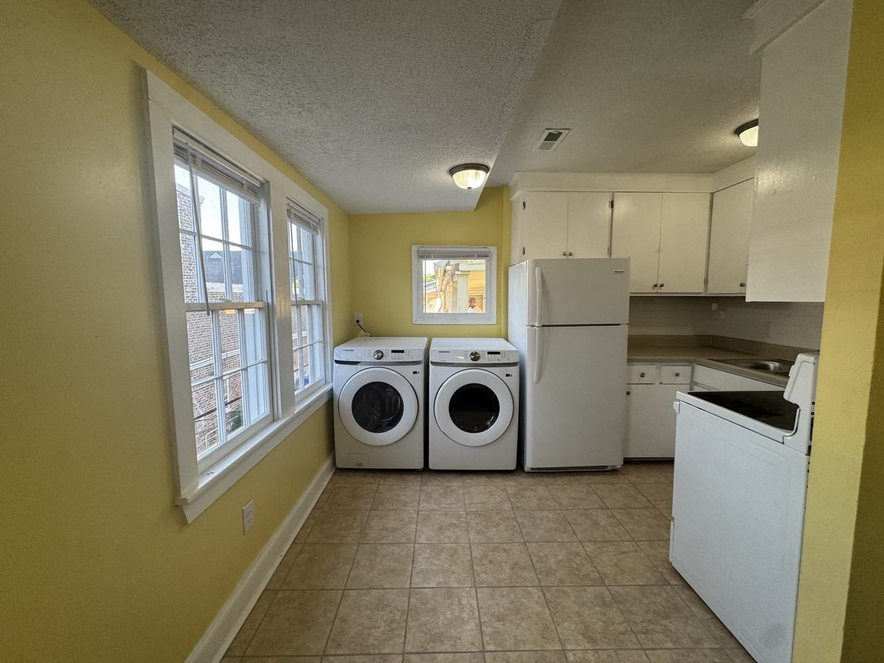 66 Amherst St #B - Photo 6 of 15