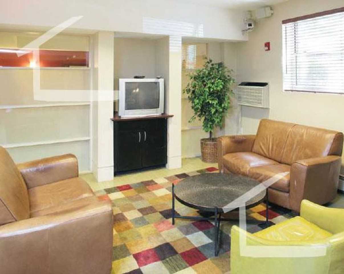 185 Freeman St - Photo 7 of 7