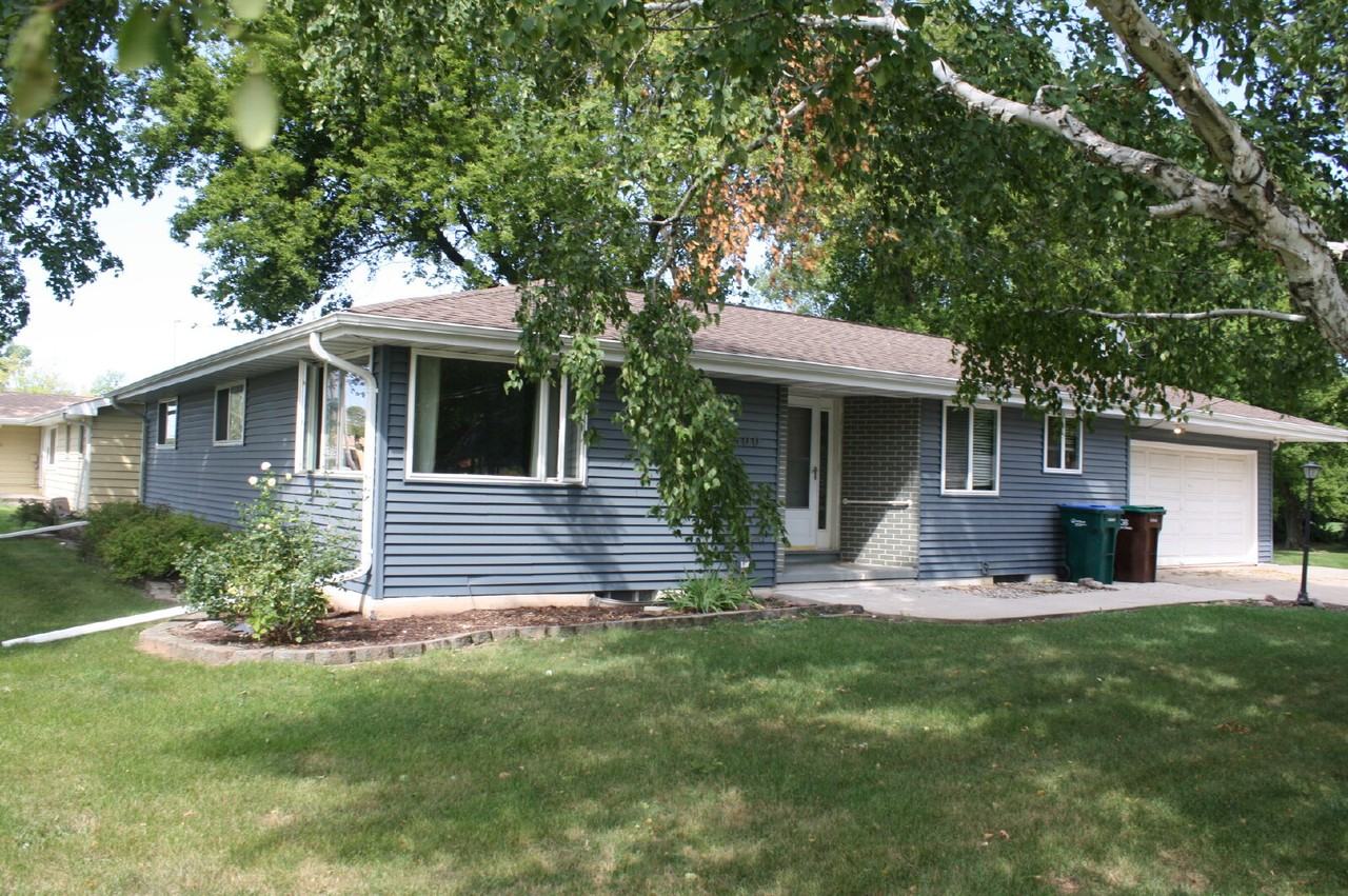 4500 W Prospect Ave - Photo 4 of 18