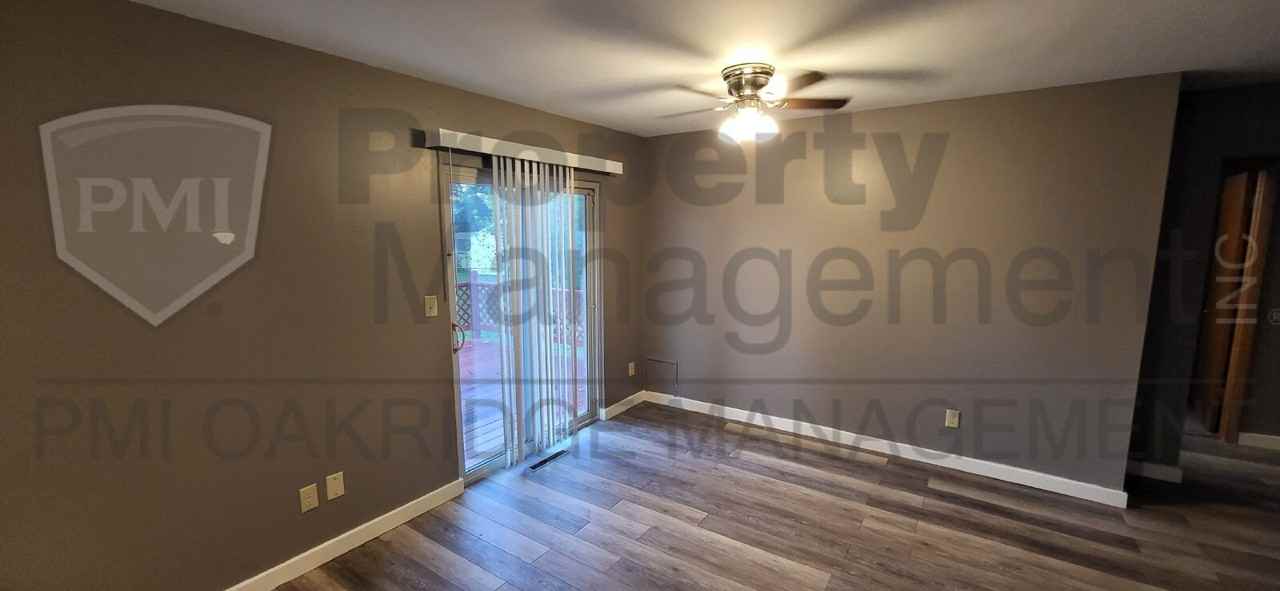 425 Heather St - Photo 4 of 10