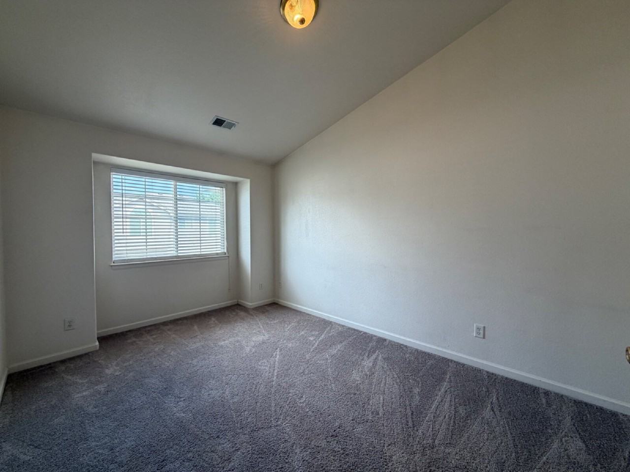 5151 29th St #407 - Photo 4 of 17