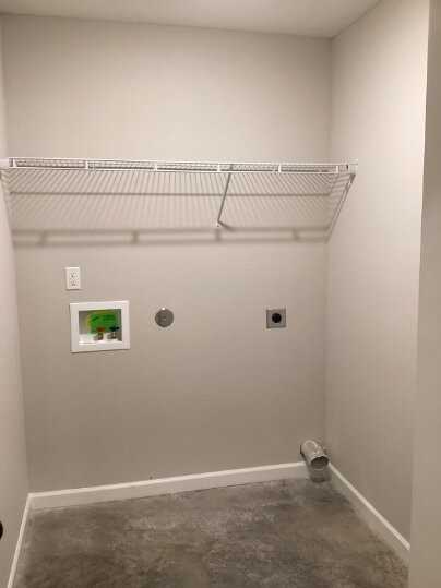 4446 Beacon Hill Dr - Photo 4 of 12