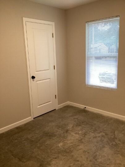 4446 Beacon Hill Dr - Photo 6 of 12