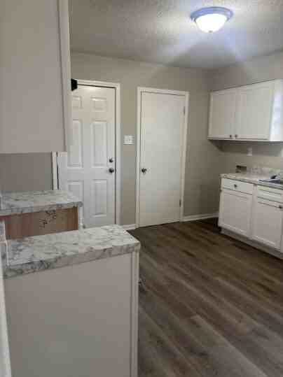 5052 Blacksmith Dr - Photo 5 of 9