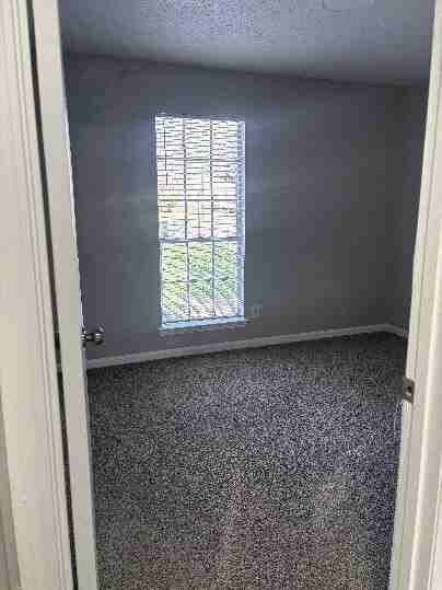 5207 Breckenwood Dr - Photo 6 of 12