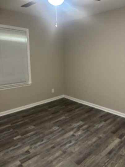 4746 Hodge Rd - Photo 5 of 9