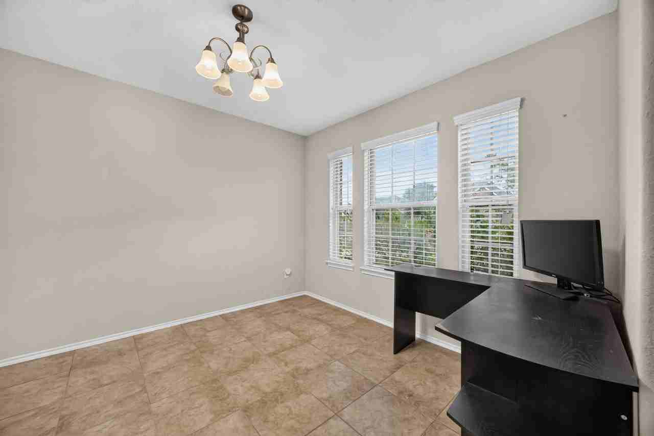 20731 Laurel Rain Ct - Photo 5 of 28