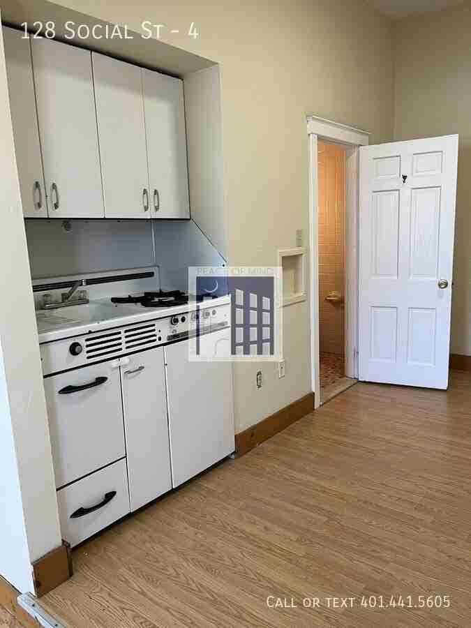 128 Social St #4 - Photo 3 of 11
