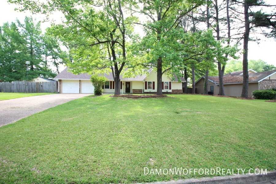 308 Longmeadow Ct N - Photo 4 of 34