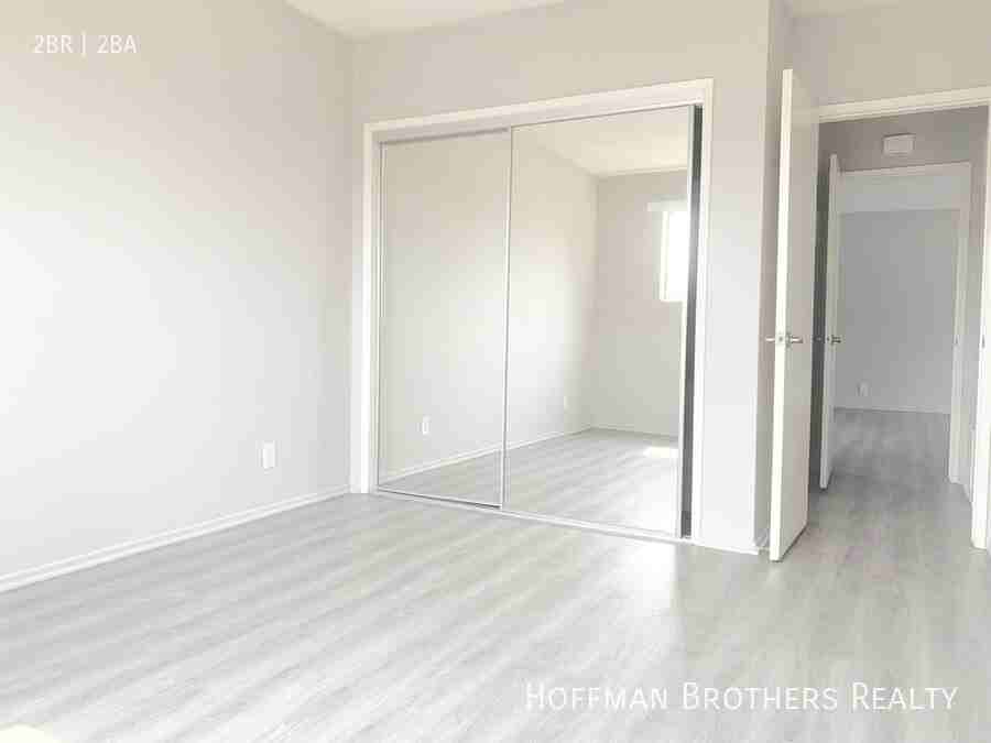 1640 Barry Ave #4 - Photo 3 of 12