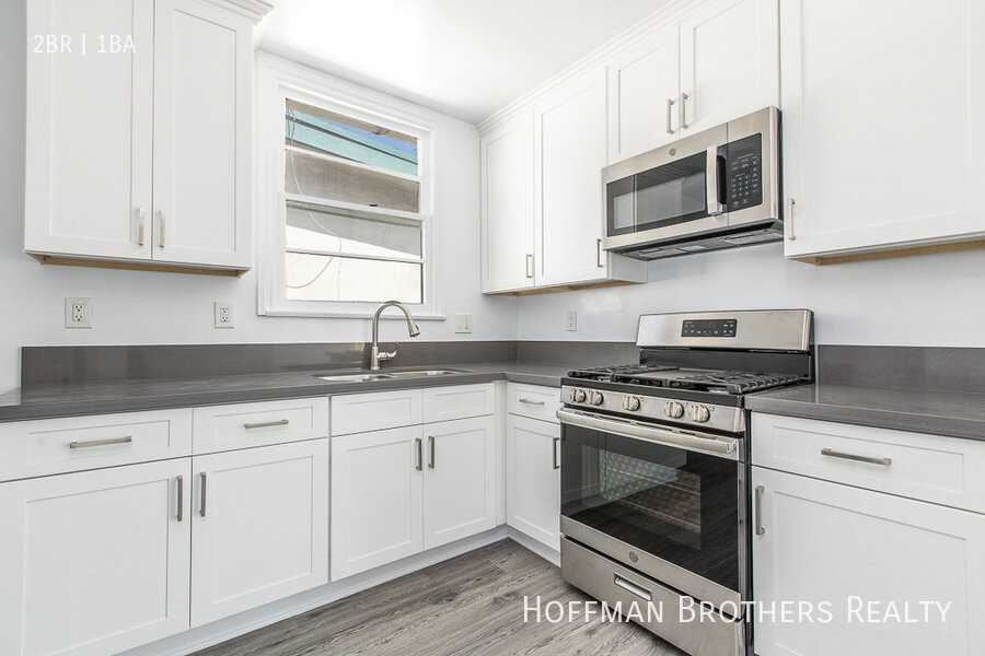 3811 1/4 W Adams Blvd - Photo 4 of 14
