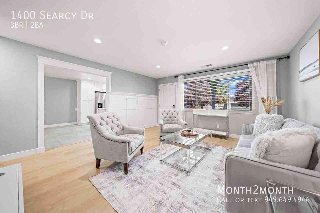 1400 Searcy Dr - Photo 2 of 44