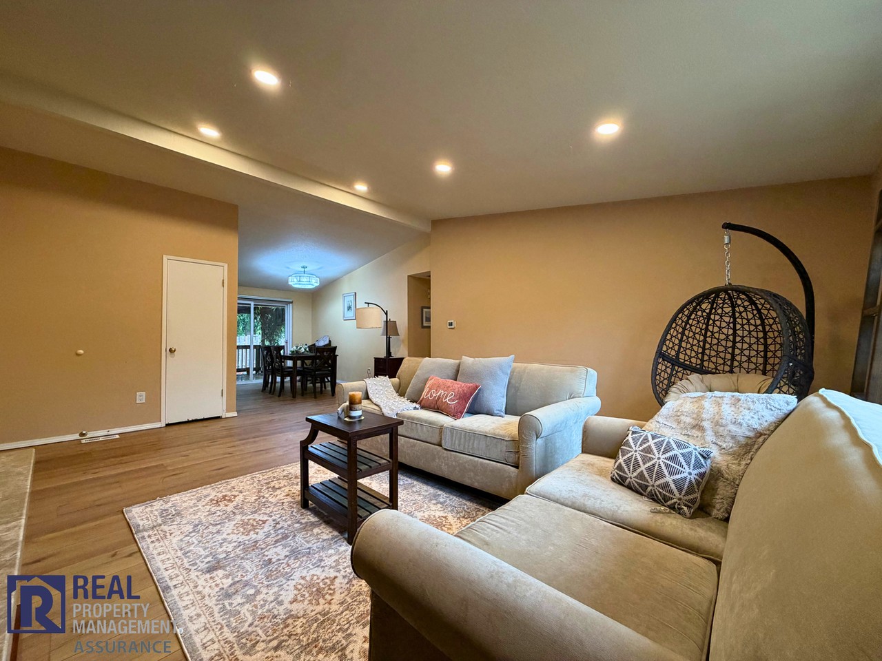 10685 Sw 77th Ave - Photo 3 of 16