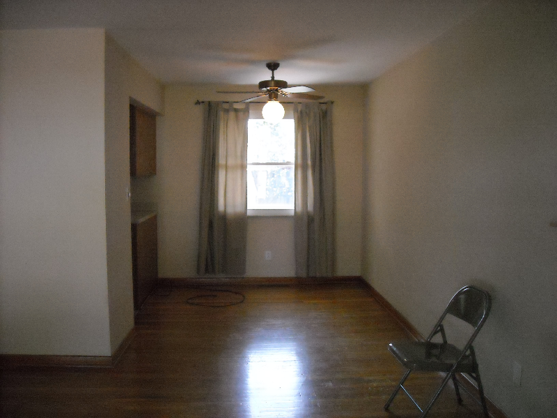 353 E Clearview Ave - Photo 5 of 9