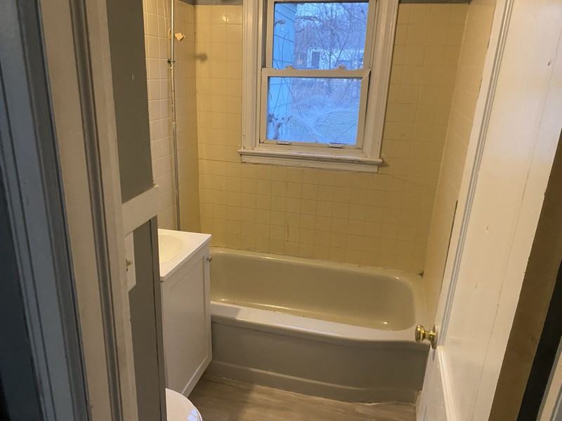 1848 N Poplar Ave - Photo 6 of 12