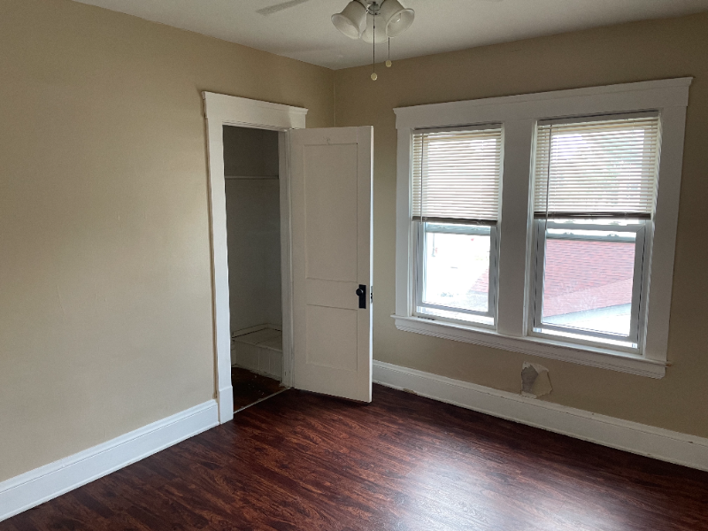 444 Front St #4 - Photo 3 of 11