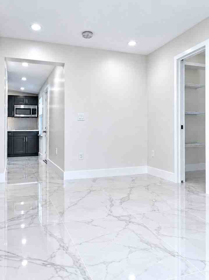 2379 Nwst #REAR - Photo 4 of 22