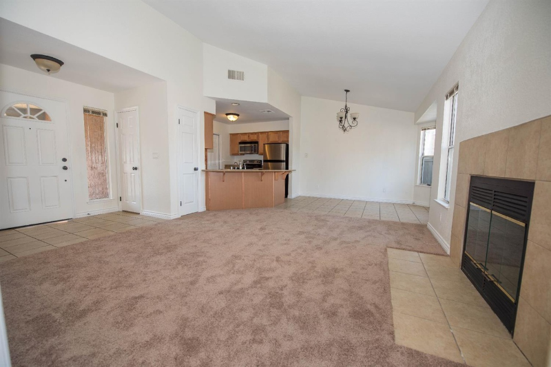 5140 E Kings Canyon Rd #110 - Photo 6 of 18