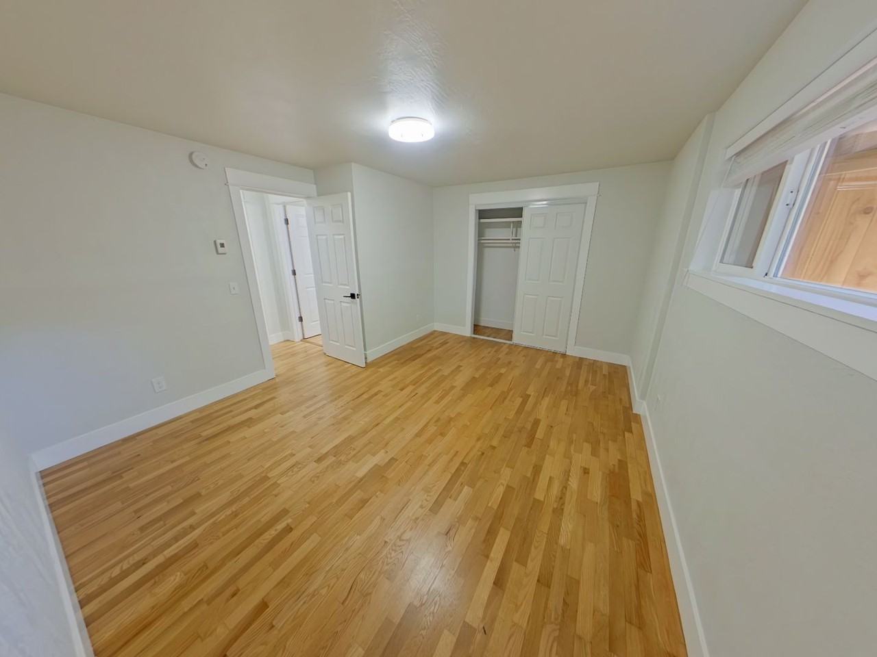 60 60 West 34th Ave & 3410 McMillan St - Photo 6 of 12