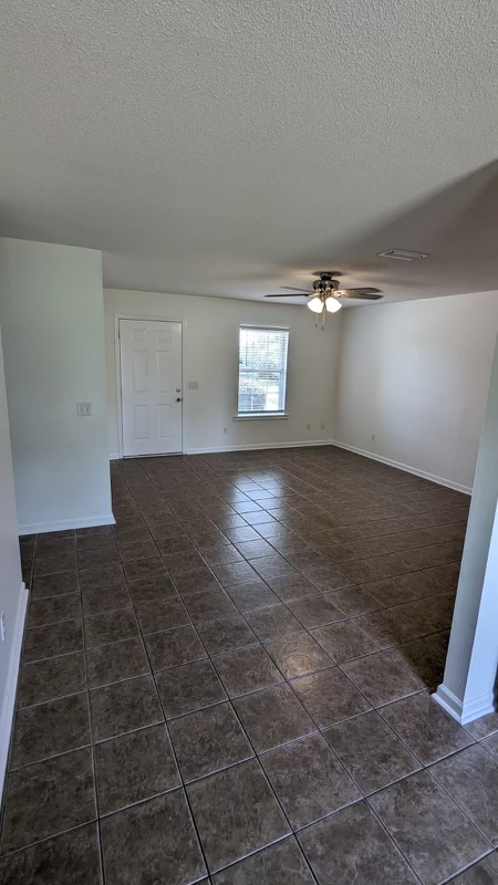 104 Vermont Ct #1 - Photo 4 of 15