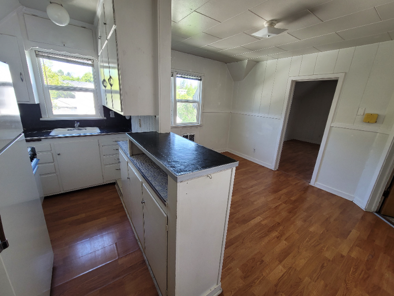 523 W Taylor Ave #4 - Photo 4 of 8