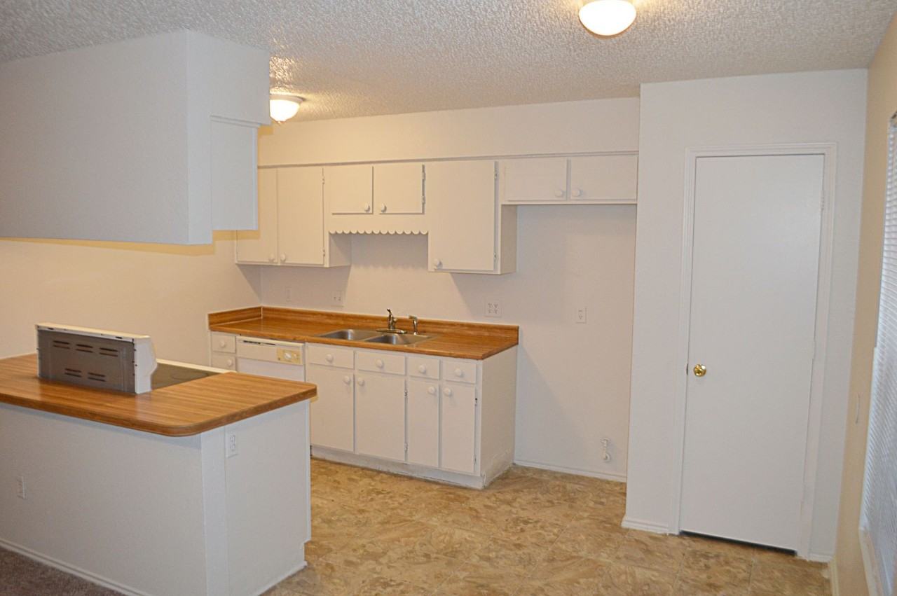 6312 Cliffside Dr - Photo 6 of 13