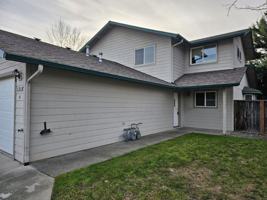featured image of 1318 Golden Park Dr