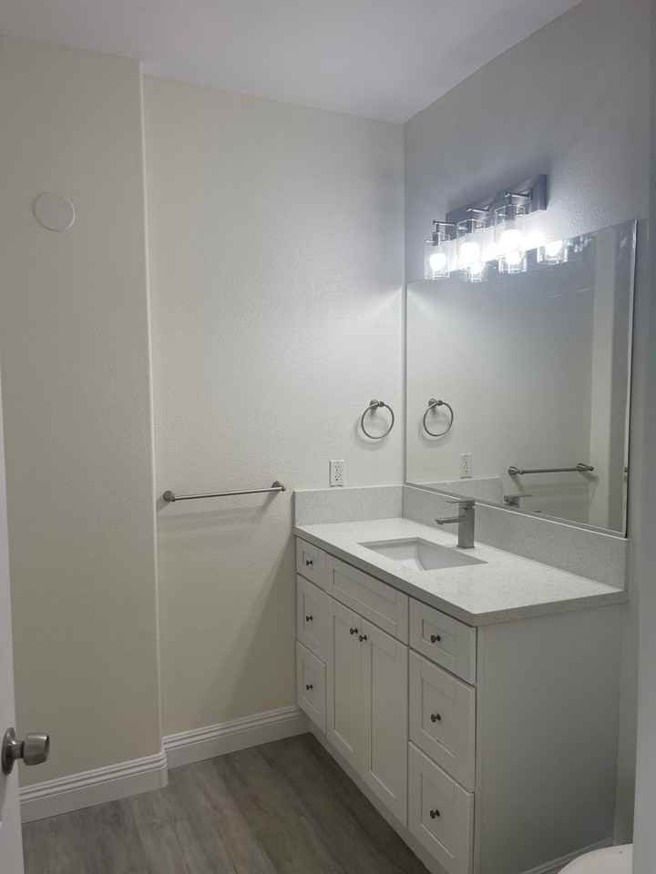 23 Christina St #C - Photo 3 of 17