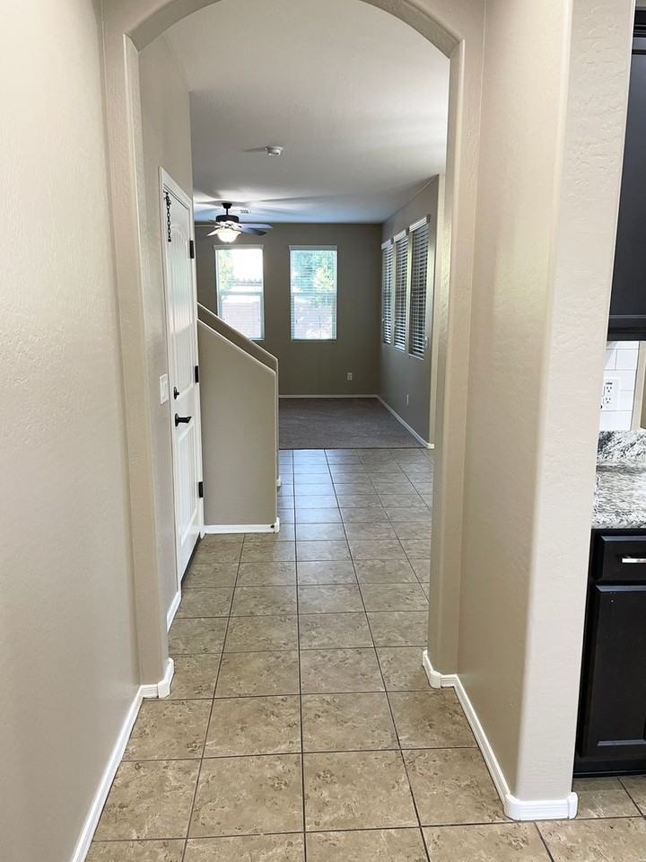 3454 E Azalea Dr - Photo 4 of 43