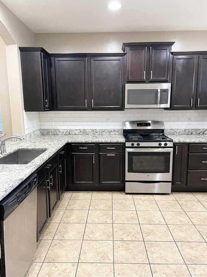 3454 E Azalea Dr - Photo 5 of 43