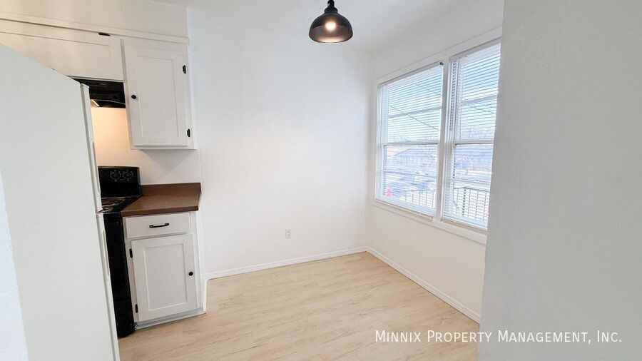5005 Avenue W #9 - Photo 7 of 15