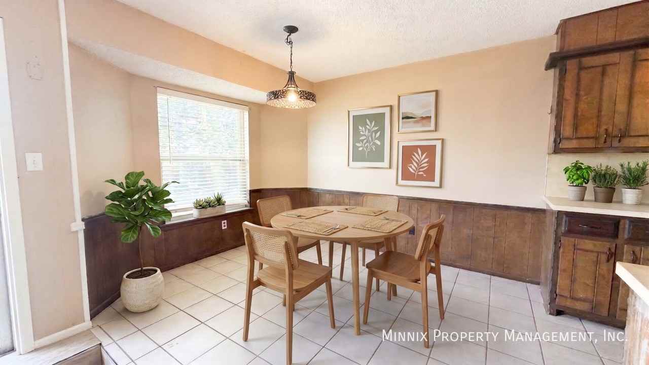 4620 Itasca St - Photo 4 of 18