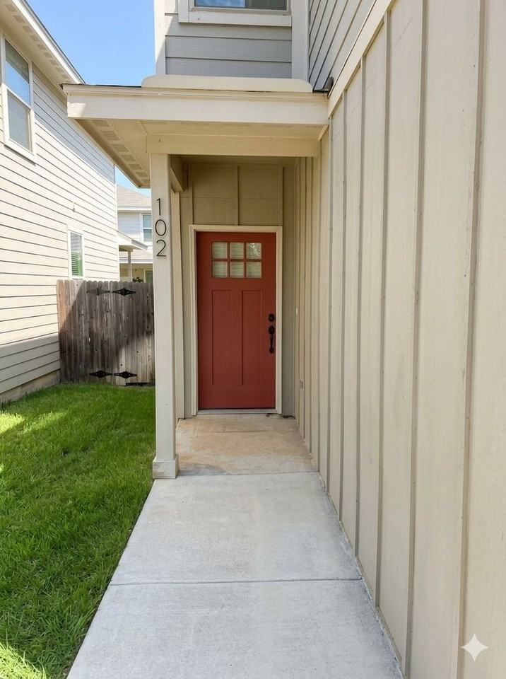 10331 Lynwood Br #102 - Photo 3 of 29