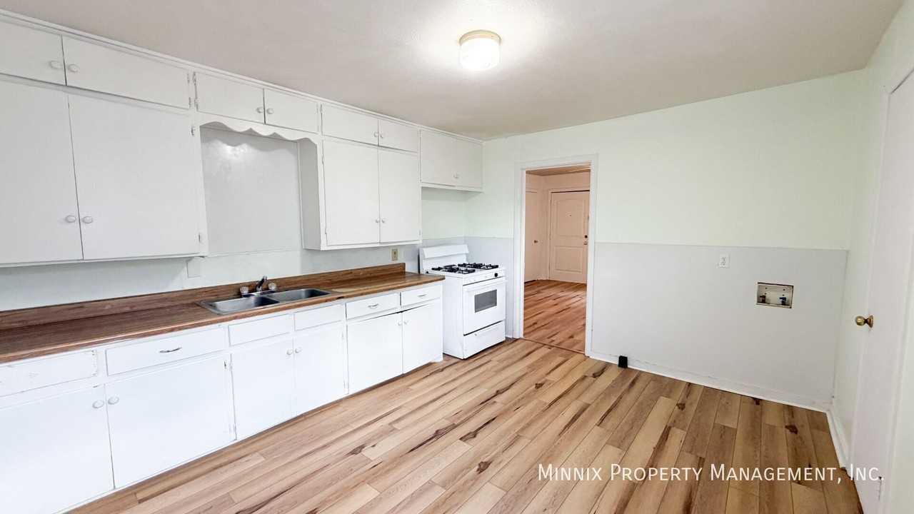 2814 3rd St - Photo 7 of 13