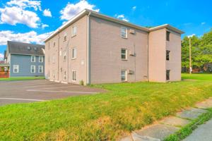 featured image of 1581 E Mound St #2A