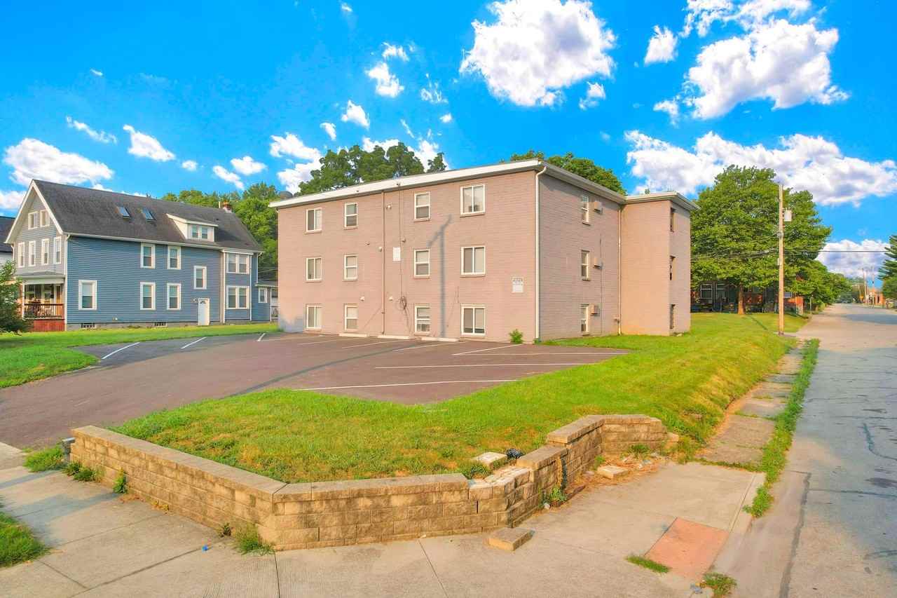 1581 E Mound St #2A - Photo 2 of 27