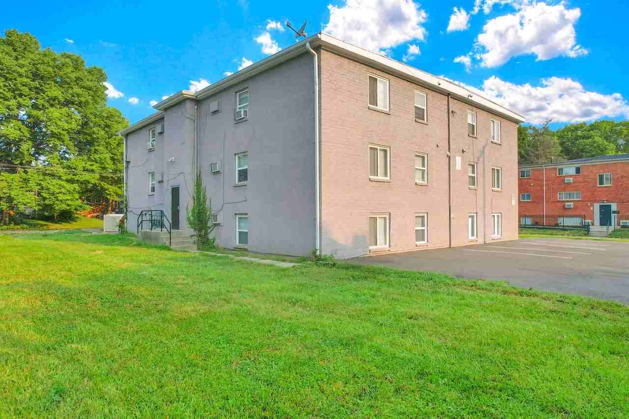 1581 E Mound St #2A - Photo 3 of 27