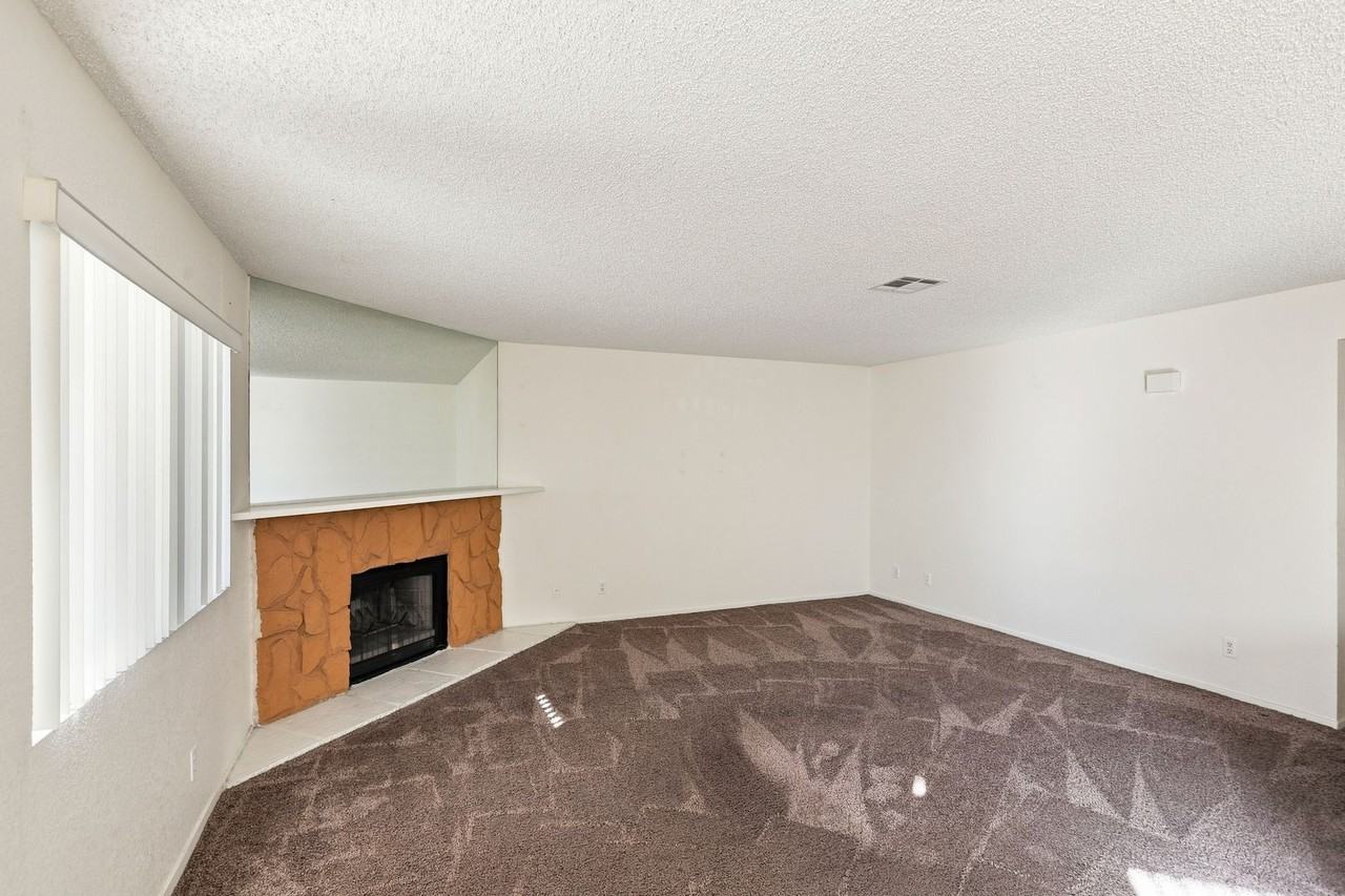 2705 Beaver Creek Ct #202 - Photo 7 of 28